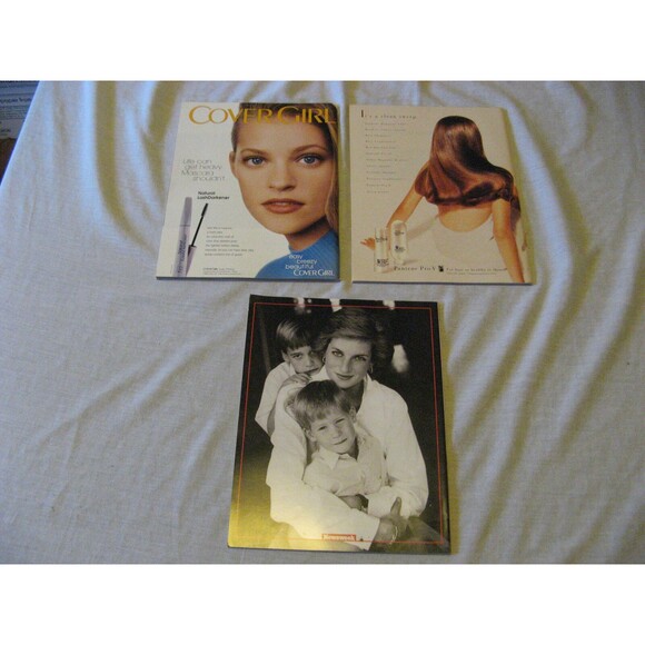 Lot of 9 Different Princess Di Diana Publications Book & Magazines 1997-1999 - Picture 4 of 4